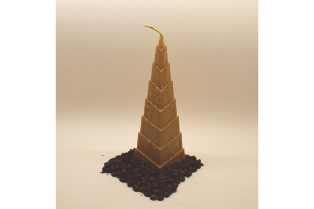 Svíčka pyramida Coffea - Káva